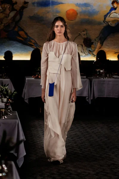 Look 20